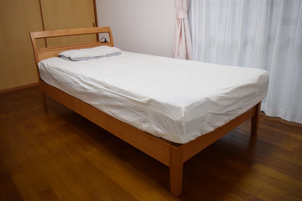 【納品事例】新居浜市・H様邸　もっとぐっすり眠るためのベッドとマットレスを！